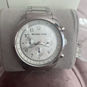 MIchael Kors Bradshaw silver tone watch